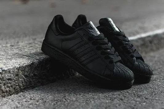 Adidas superstar Black